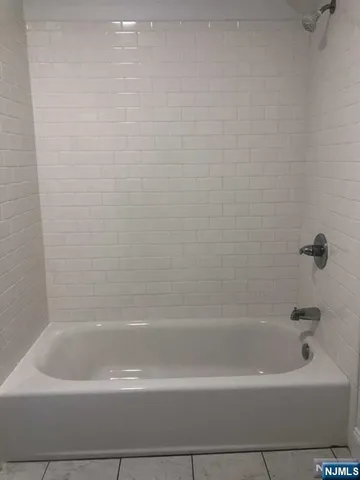 $2,700 | 229 Milford Avenue, New Milford, NJ 07646