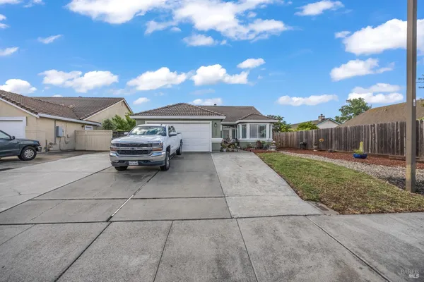 $570,000 | 1007 Mayfield Way, Suisun City, CA 94585