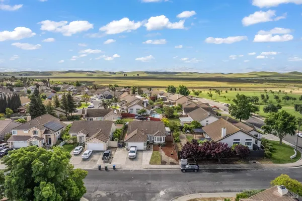 $570,000 | 1007 Mayfield Way, Suisun City, CA 94585