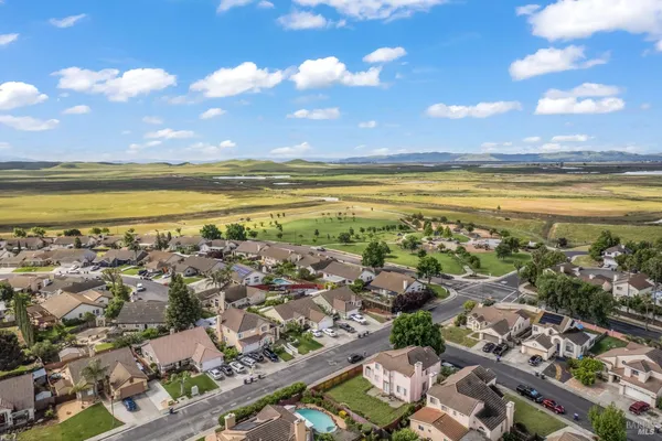 $570,000 | 1007 Mayfield Way, Suisun City, CA 94585