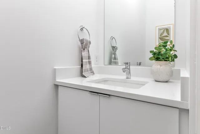 $3,300,000 | 711 Berryhill Drive, Chapel Hill, NC 27516