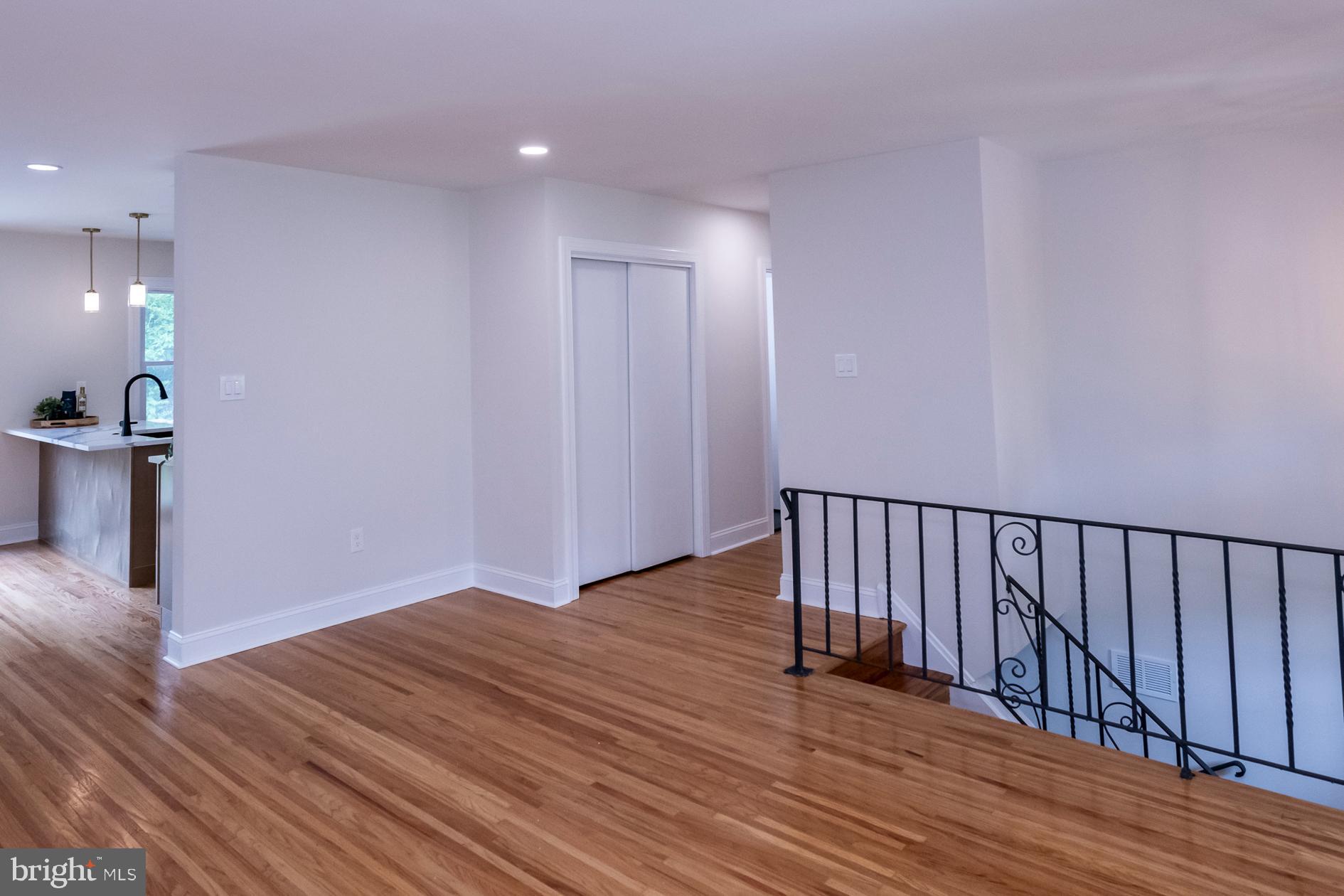 413 Ellis Road Havertown, PA 19083 - Photo 17 of 39