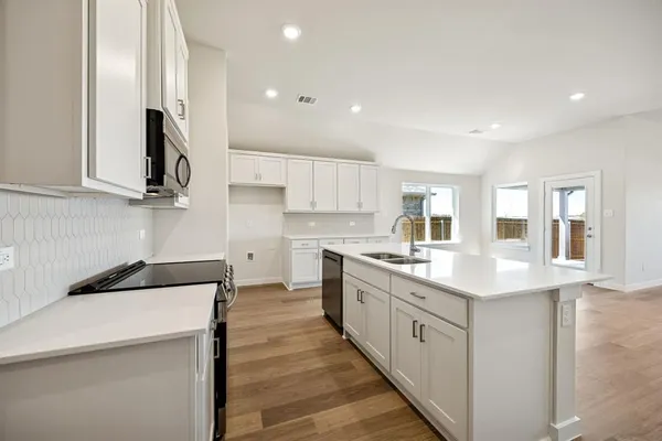 $352,851 | 1537 Oakdale Drive, Kaufman, TX 75142