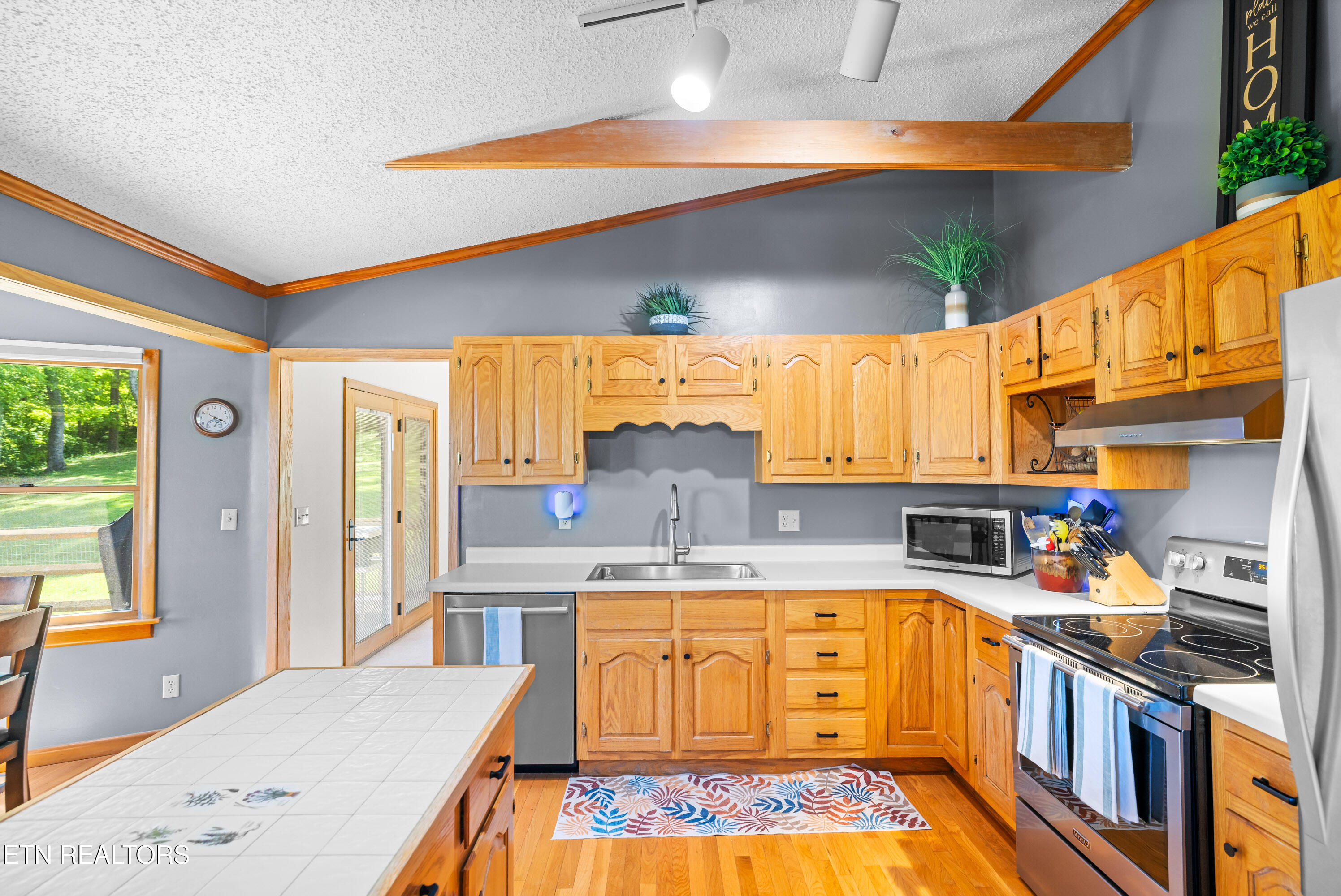 401 Edgewood Trail Newport, TN 37821 - Photo 19 of 42 401 Edgewood Trail-2