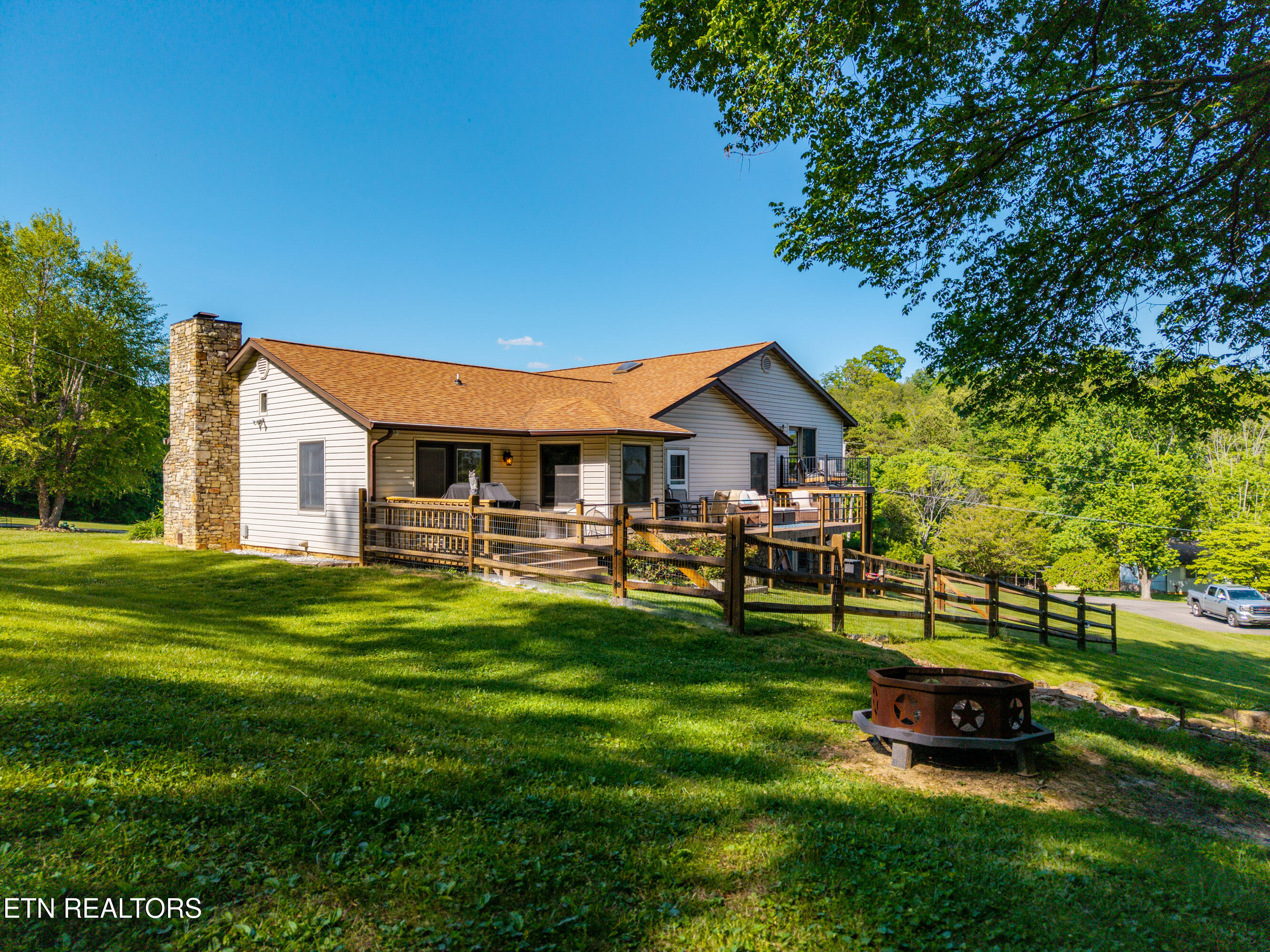 401 Edgewood Trail Newport, TN 37821 - Photo 40 of 42 401 Edgewood Trail-53
