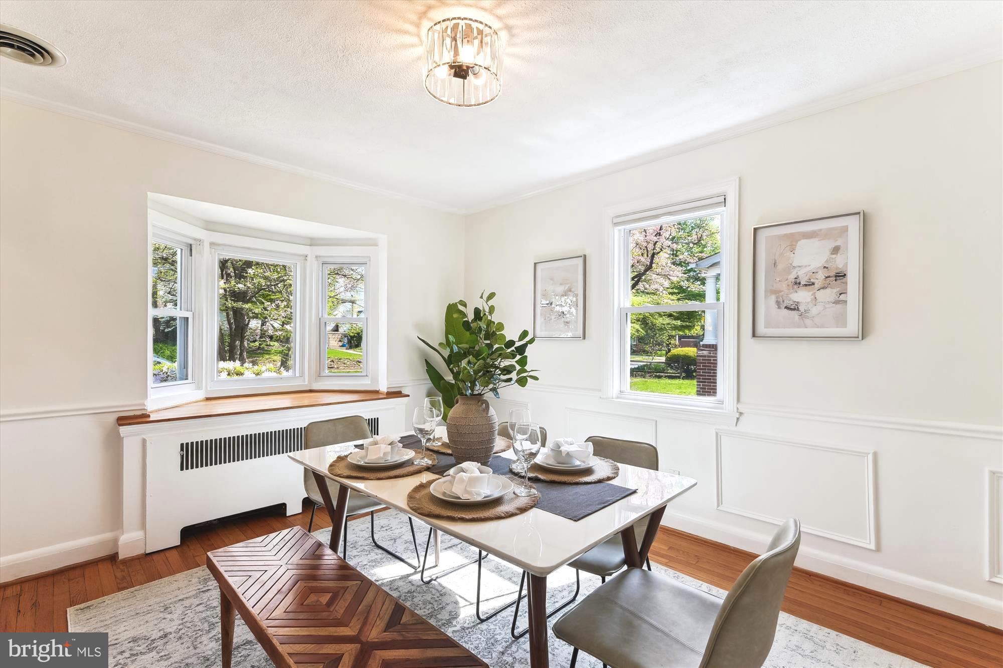 501 Dunkirk Road Baltimore, MD 21212 - Photo 8 of 38 a view of a dining room with furniture window and wooden floor