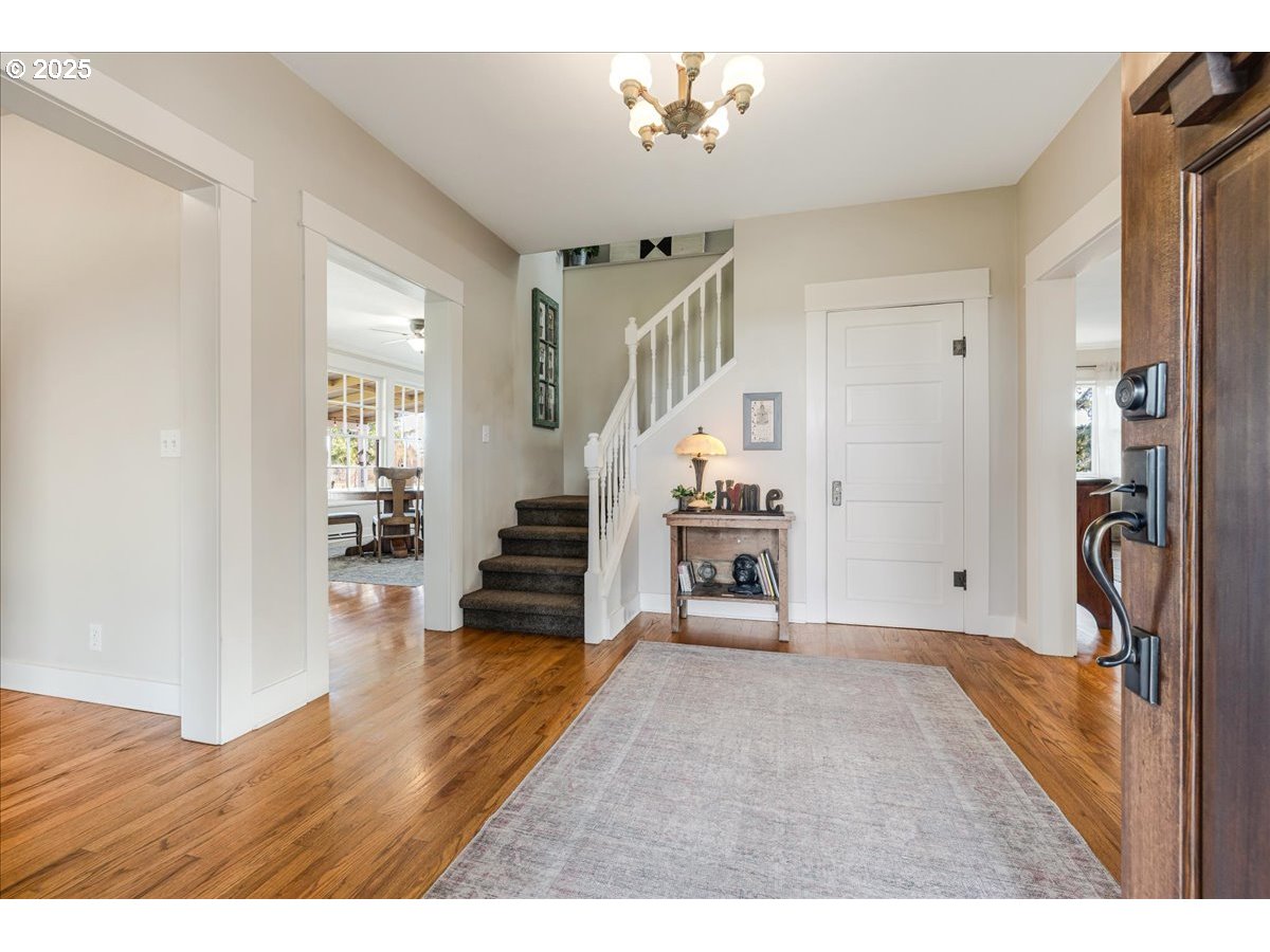 38224 Gilkey Road Scio, OR 97374 - Photo 3 of 48 Gallery Image 3