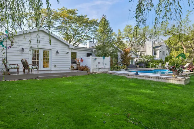 $4,200 | 281 Graemere Street, Northfield, IL 60093