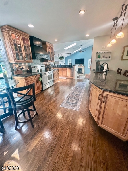 4 Laurel Place Chester, NJ 07930 - Photo 22 of 32
