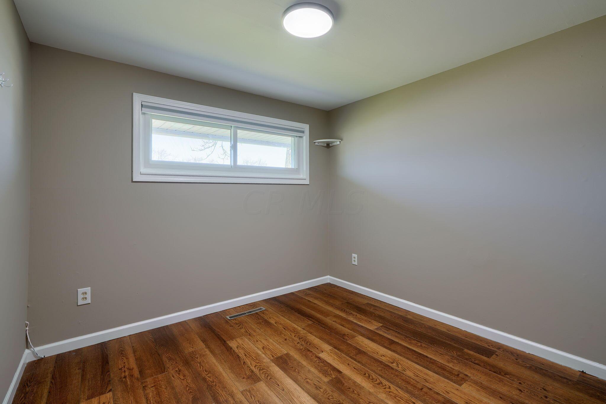 932 Demorest Road Columbus, OH 43204 - Photo 27 of 44 Bedroom #3