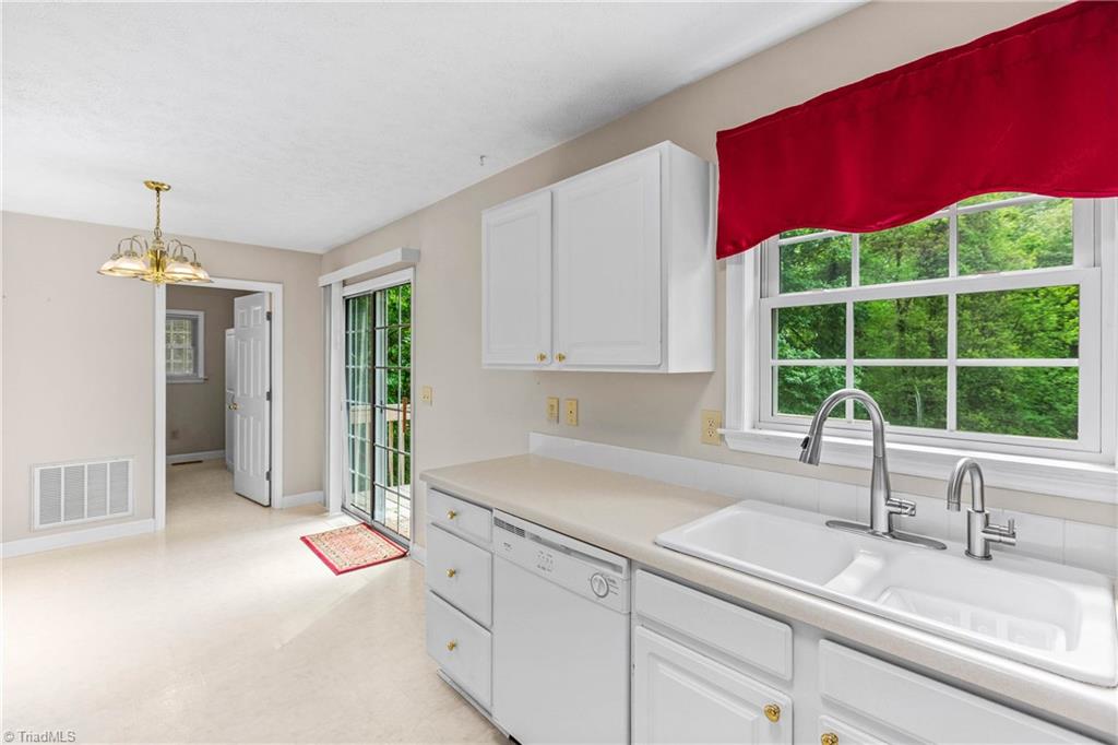 150 Anna Way Mount Airy, NC 27030 - Photo 11 of 36