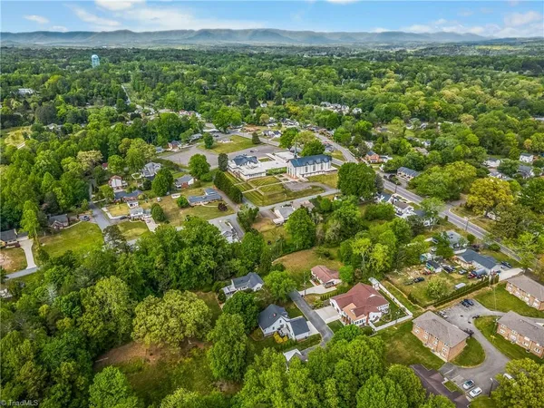 $299,000 | 150 Anna Way, Mount Airy, NC 27030