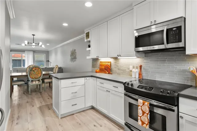 $629,999 | 1404 North Tustin Avenue, Unit E2, Santa Ana, CA 92705