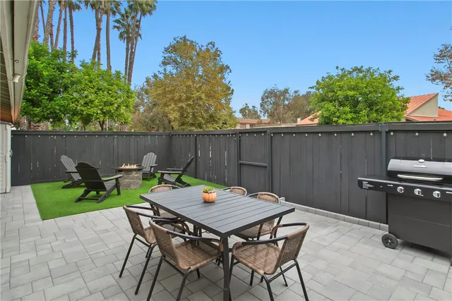 $629,999 | 1404 North Tustin Avenue, Unit E2, Santa Ana, CA 92705