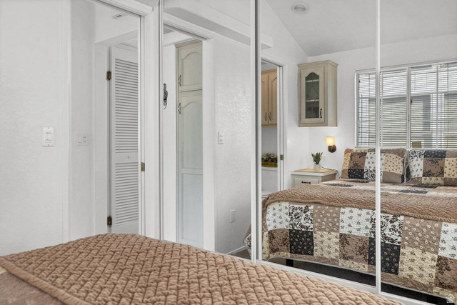 2990 East Riverside Drive, Unit 173 St. George, UT 84790 - Photo 13 of 38 Mirrored closet doors providing visual depth