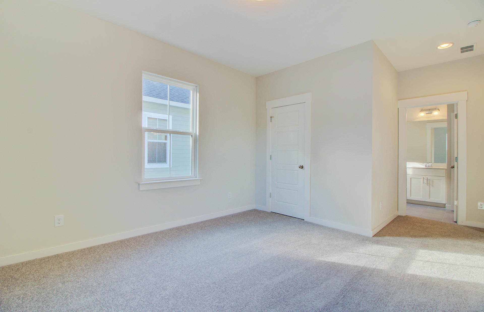 2005 Codorus Lane Hanahan, SC 29410 - Photo 25 of 47 25