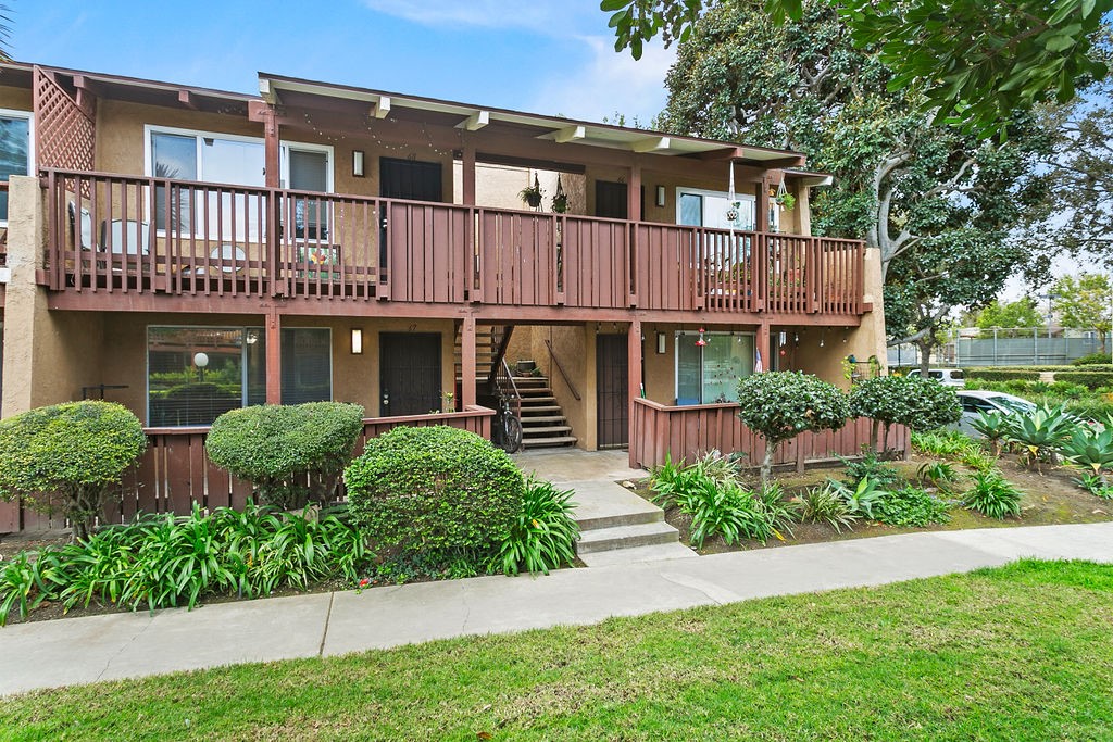 1000 West MacArthur Blvd Unit 67  