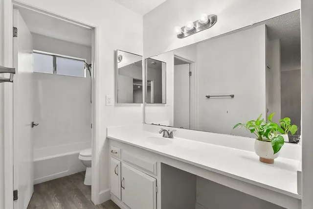 $395,000 | 1000 West MacArthur Boulevard, Unit 67, Santa Ana, CA 92707