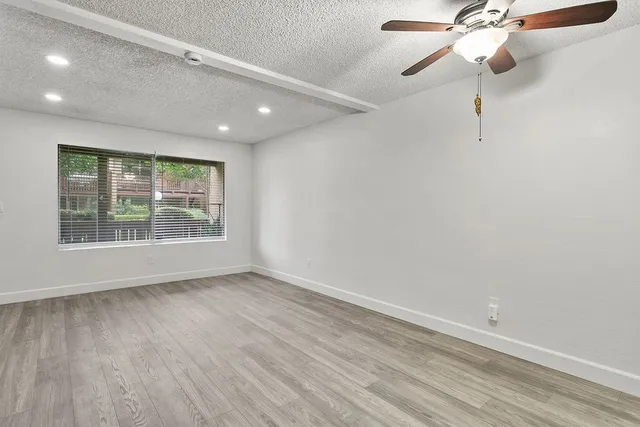 $395,000 | 1000 West MacArthur Boulevard, Unit 67, Santa Ana, CA 92707