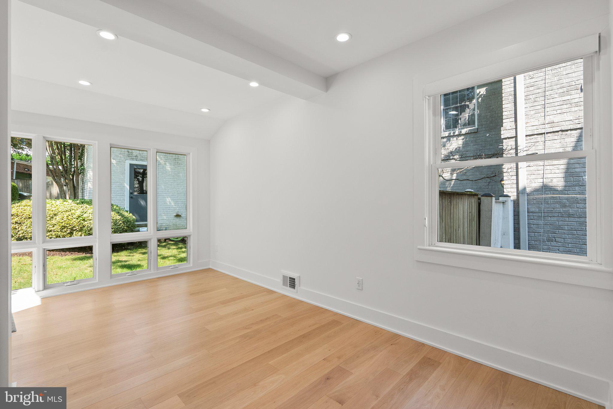 4232 Reno Road Northwest Washington, DC 20008 - Photo 15 of 45