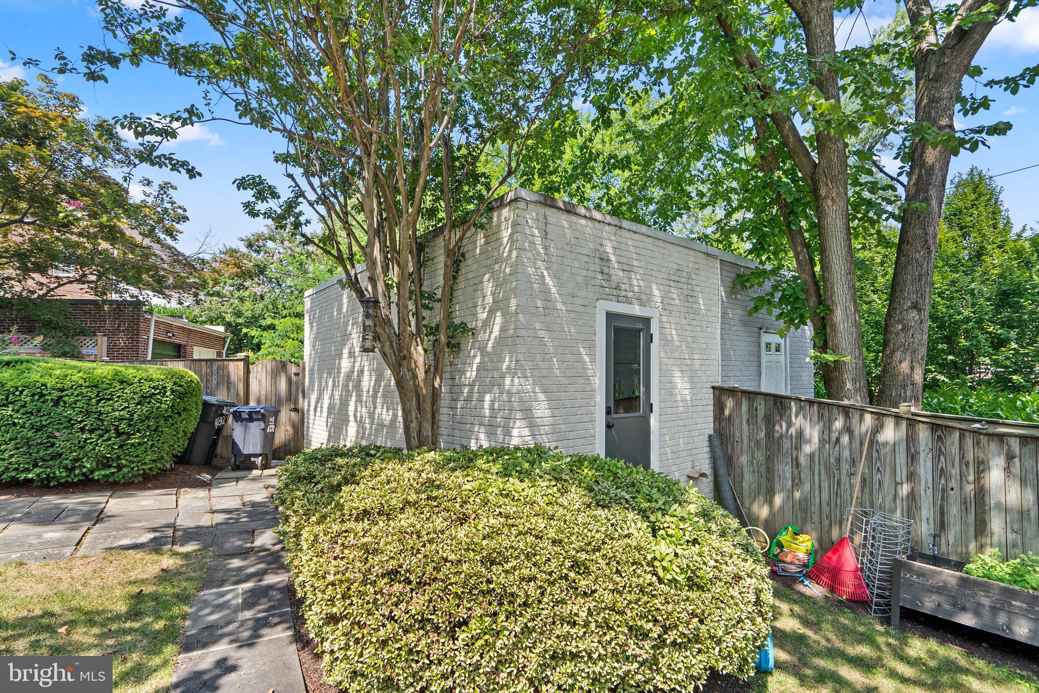 4232 Reno Road Northwest Washington, DC 20008 - Photo 45 of 45