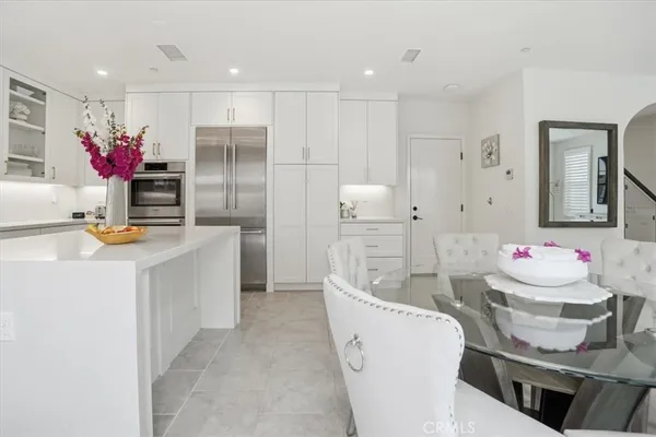 $2,450,000 | 107 Starbright, Irvine, CA 92618