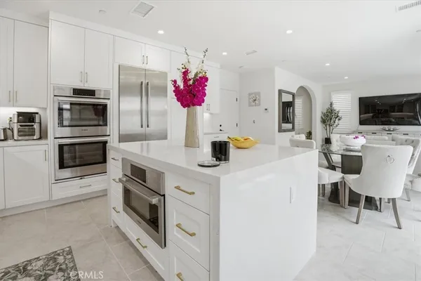 $2,450,000 | 107 Starbright, Irvine, CA 92618