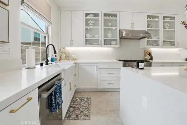 $2,450,000 | 107 Starbright, Irvine, CA 92618