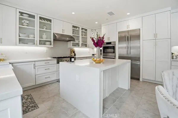 $2,450,000 | 107 Starbright, Irvine, CA 92618