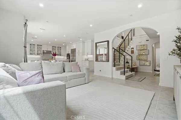$2,450,000 | 107 Starbright, Irvine, CA 92618