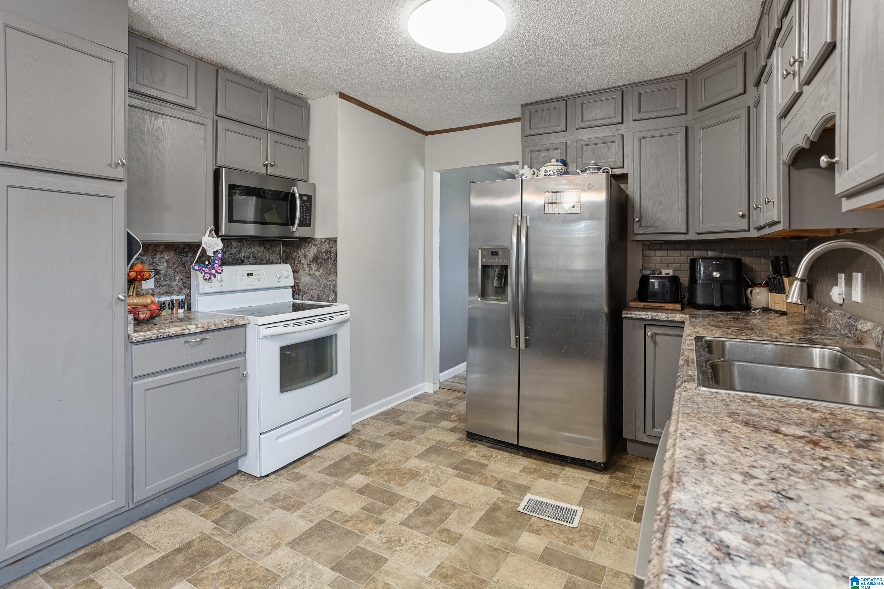 4233 Boston Road Adger, AL 35006 - Photo 10 of 47