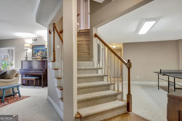 a view of a livingroom with furniture