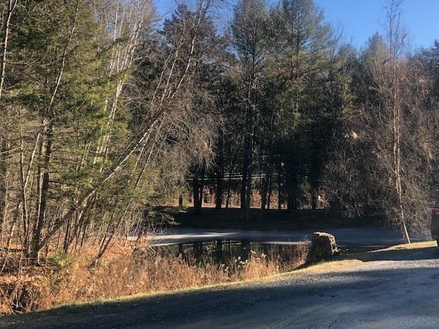 574 Willard Road, Unit 2A Hartford, VT 05059 - Photo 5 of 12 Gallery Image 5