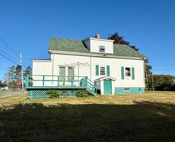 $235,000 | 7 Broadway, Eastport, ME 04631