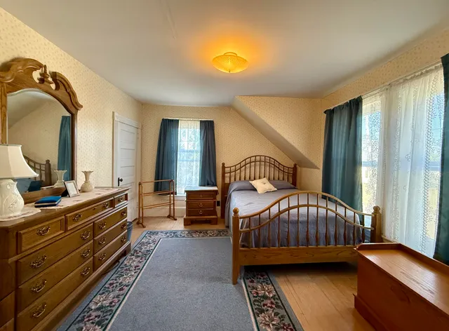 $235,000 | 7 Broadway, Eastport, ME 04631