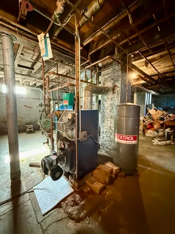 $235,000 | 7 Broadway, Eastport, ME 04631