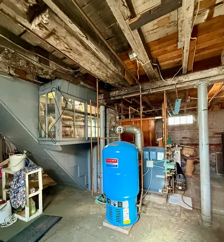 $235,000 | 7 Broadway, Eastport, ME 04631