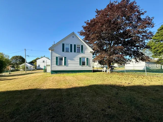 $235,000 | 7 Broadway, Eastport, ME 04631
