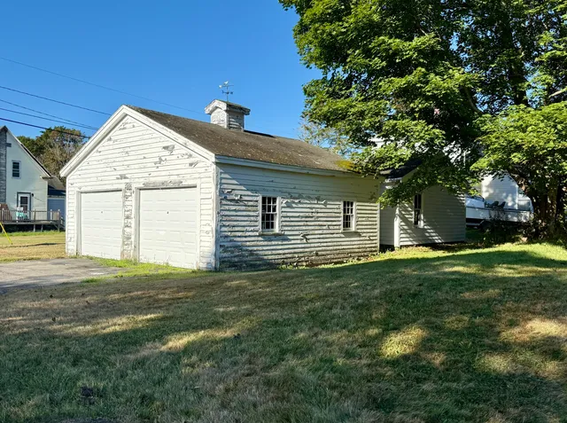 $235,000 | 7 Broadway, Eastport, ME 04631