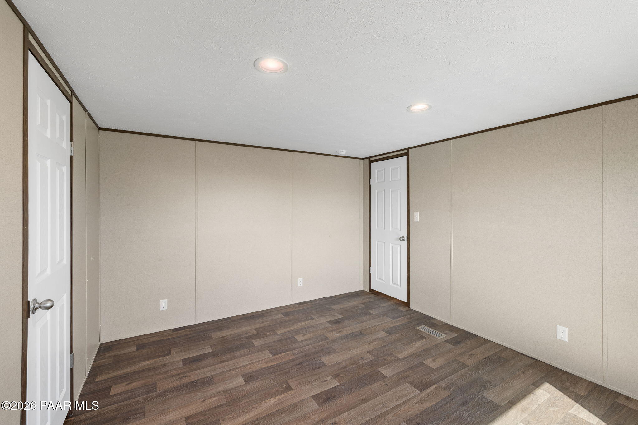 25406 Juniper Road Paulden, AZ 86334 - Photo 4 of 9 Primary Bedroom