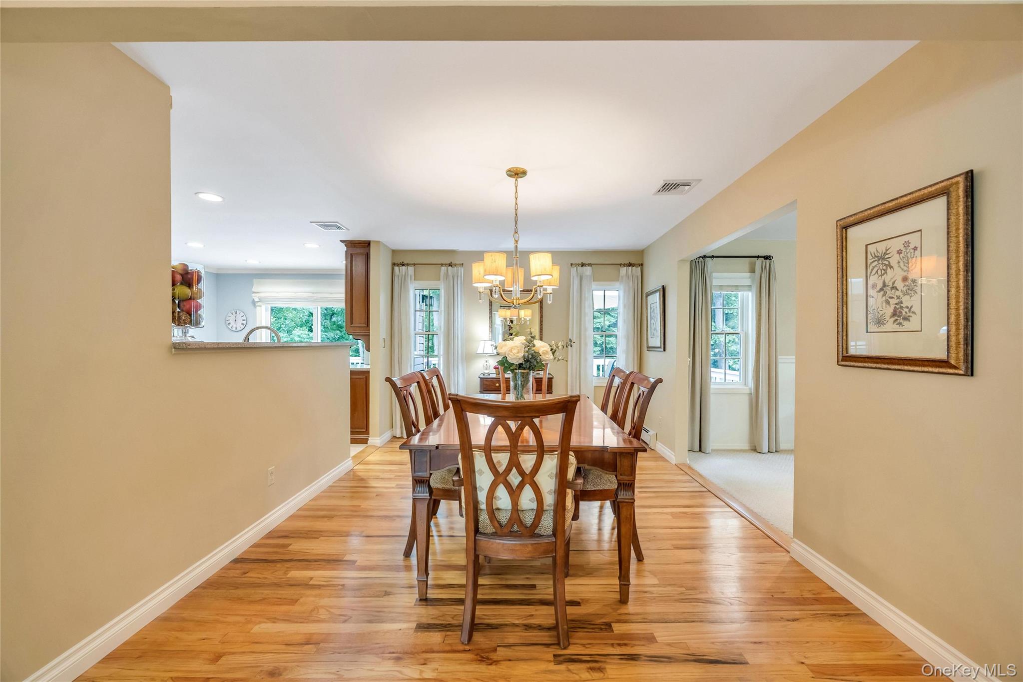 4 Long Hill Road Smithtown, NY 11787 - Photo 15 of 37