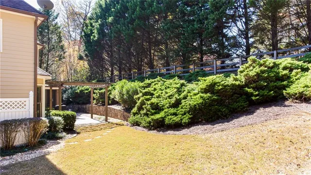 a house view with a outdoor space