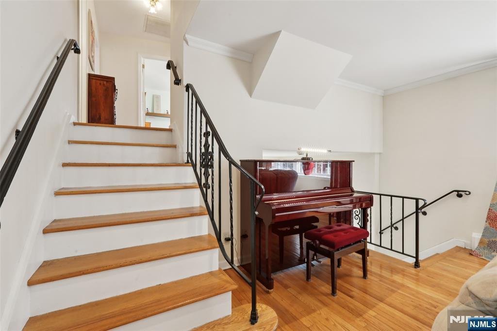 115 Southern Parkway Ridgewood, NJ 07450 - Photo 12 of 25