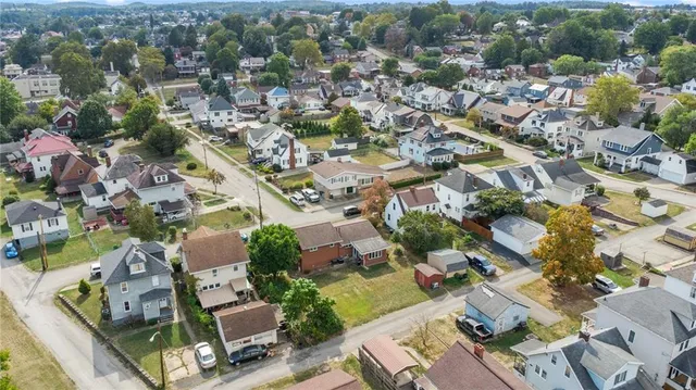 $195,000 | 110 Moore Avenue, Uniontown, PA 15401