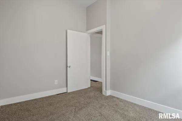 $125,000 | 1520 South Spring Street, Springfield, IL 62704