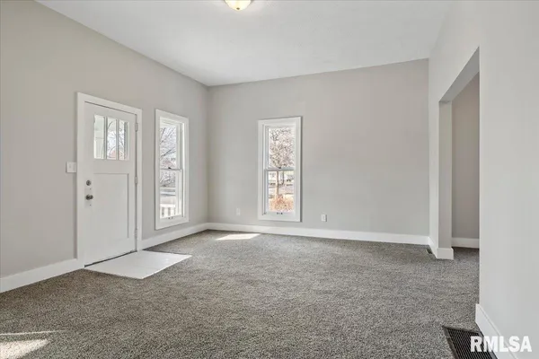 $125,000 | 1520 South Spring Street, Springfield, IL 62704