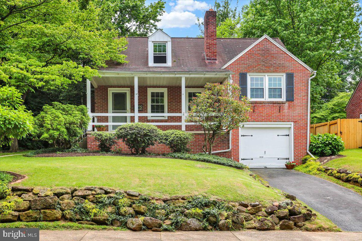 702 State Street Reading, PA 19607 - Photo 1 of 40 Gallery Image 1