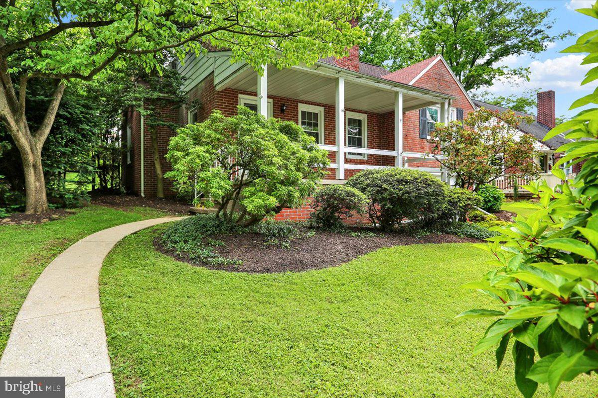 702 State Street Reading, PA 19607 - Photo 4 of 40 Gallery Image 4