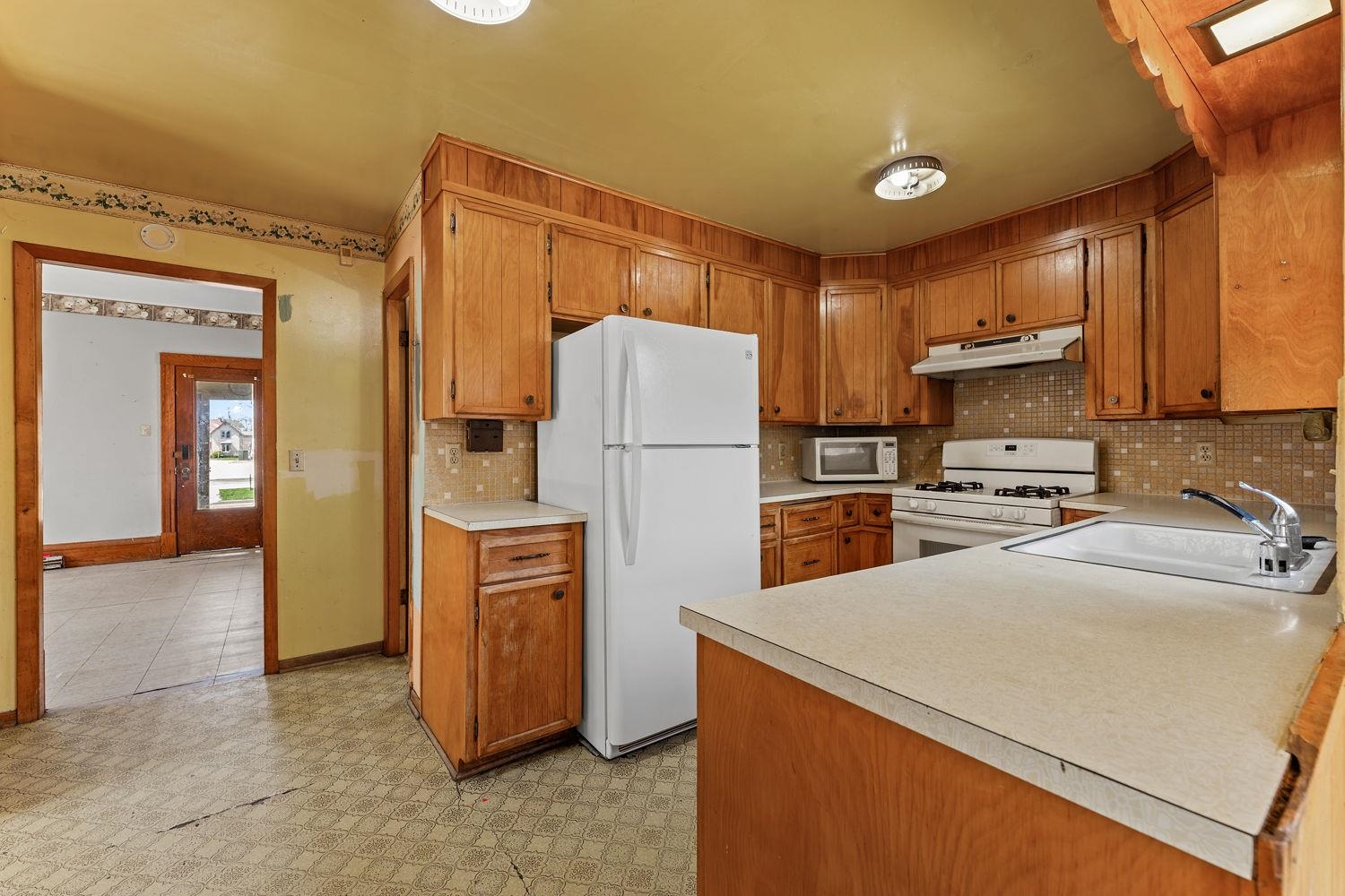 315 South Pine Street Reedsburg, WI 53959 - Photo 15 of 34