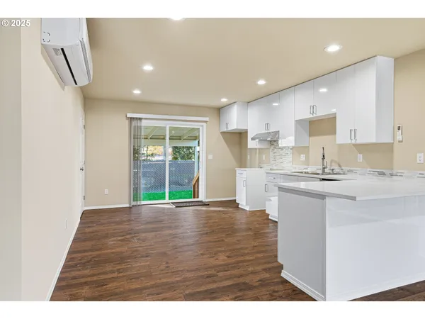 $529,000 | 2211 Southeast 182nd Avenue, Portland, OR 97233